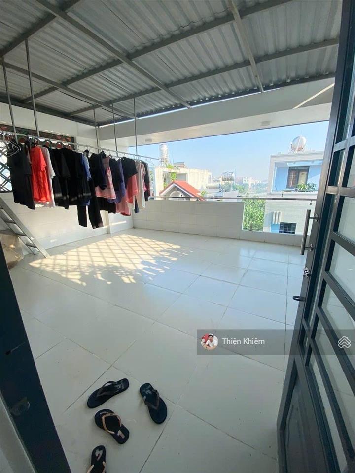 Nhà bán đường 6m oto vào nhà nguyễn thái sơn, p5, gò vấp  5.7m x 9.5m 5 lầu mới