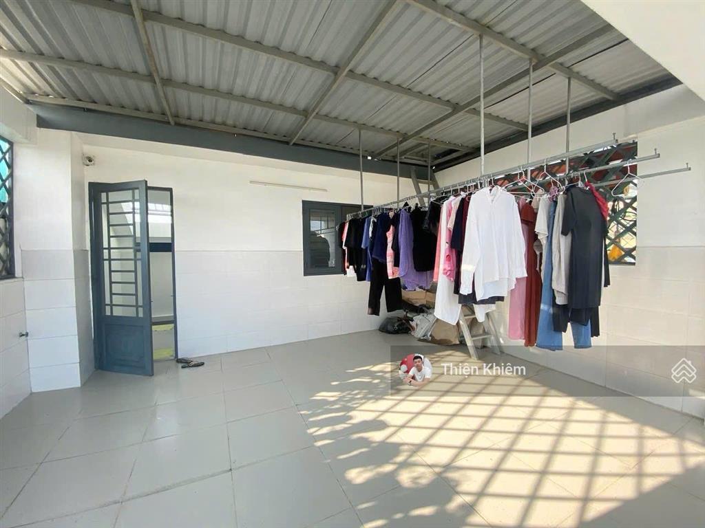 Nhà bán đường 6m oto vào nhà nguyễn thái sơn, p5, gò vấp  5.7m x 9.5m 5 lầu mới