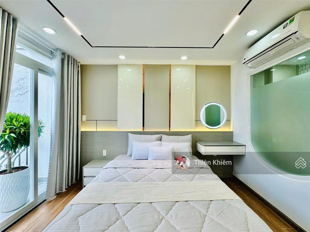 Nhà bán 4m x 16m đường quang trung  phường 14  gò vấp  5 lầu mới  7,7 tỷ tl