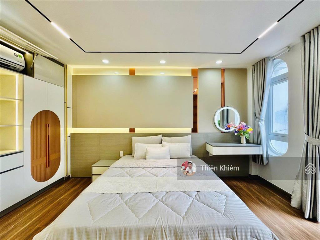Nhà bán 4m x 16m đường quang trung  phường 14  gò vấp  5 lầu mới  7,7 tỷ tl