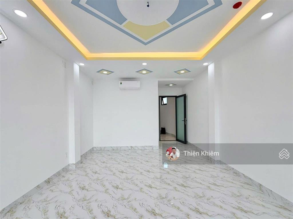 Nhà bán 4.2m x 16m có thang máy đối diện cityland dương quảng hàm  p5  gò vấp  6 lầu mới