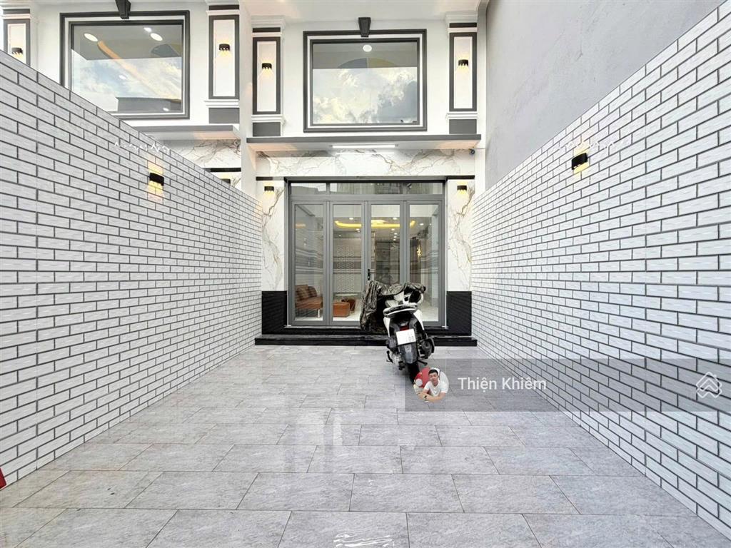 Nhà bán 4.2m x 16m có thang máy đối diện cityland dương quảng hàm  p5  gò vấp  6 lầu mới
