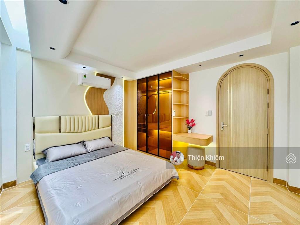 Nhà bán đường ô tô 5m gần mặt tiền đường quang trung  p10  gò vấp  5 lầu mới