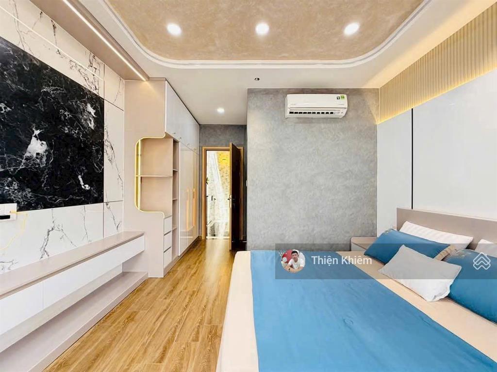 Nhà bán 5 lầu có thang máy đường quang trung  p11  gò vấp  7,98 tỷ