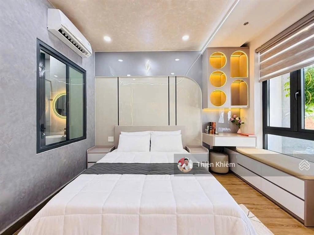 Nhà bán 5 lầu có thang máy đường quang trung  p11  gò vấp  7,98 tỷ
