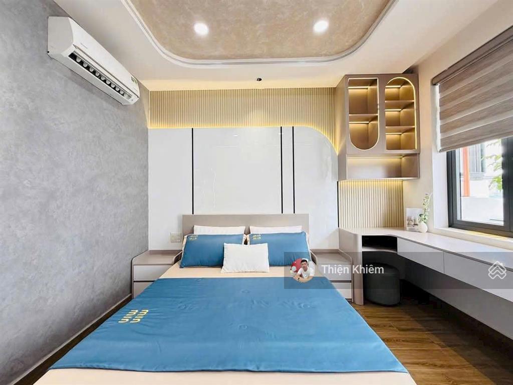 Nhà bán 5 lầu có thang máy đường quang trung  p11  gò vấp  7,98 tỷ