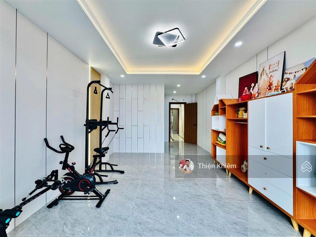 Nhà bán mặt tiền kinh doanh phạm huy thông  p6  gò vấp  4m x 21m  6 lầu có thang máy