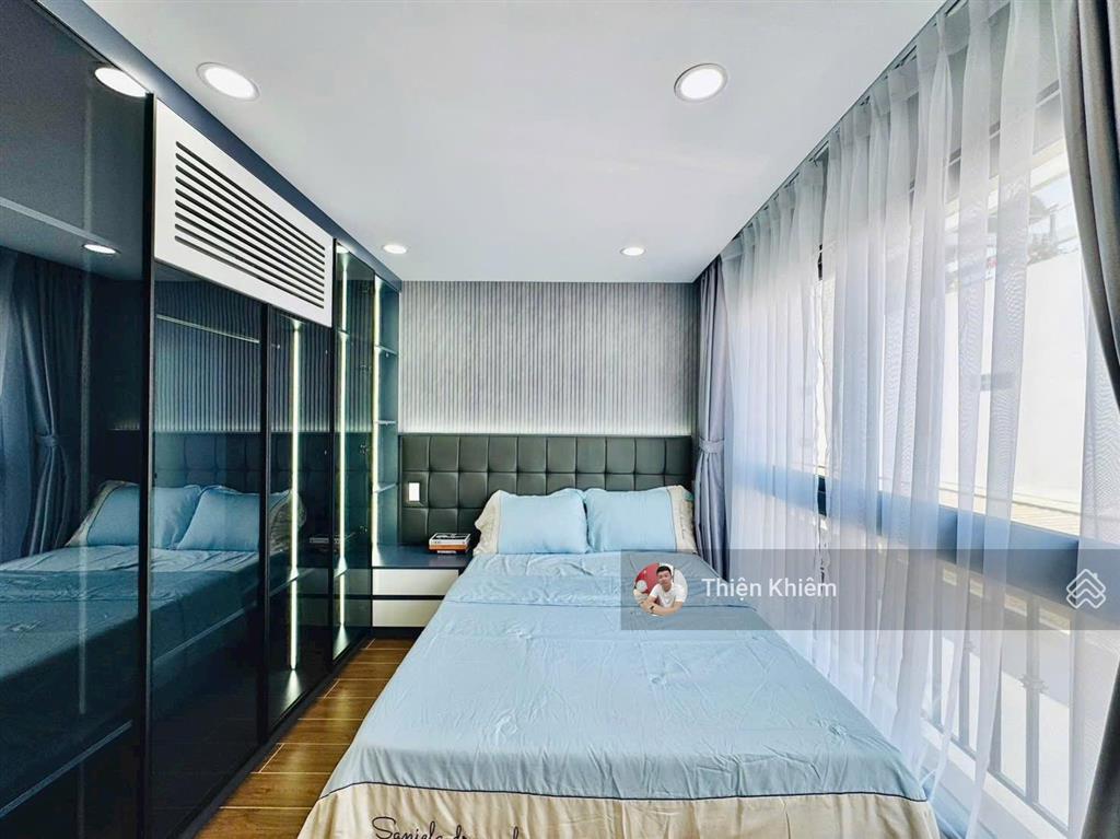 Nhà bán có thang máy kế bên công viên văn hóa gò vấp  nguyễn văn lượng  p17  5 lầu mới