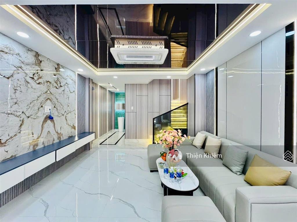 Nhà bán có thang máy kế bên công viên văn hóa gò vấp  nguyễn văn lượng  p17  5 lầu mới