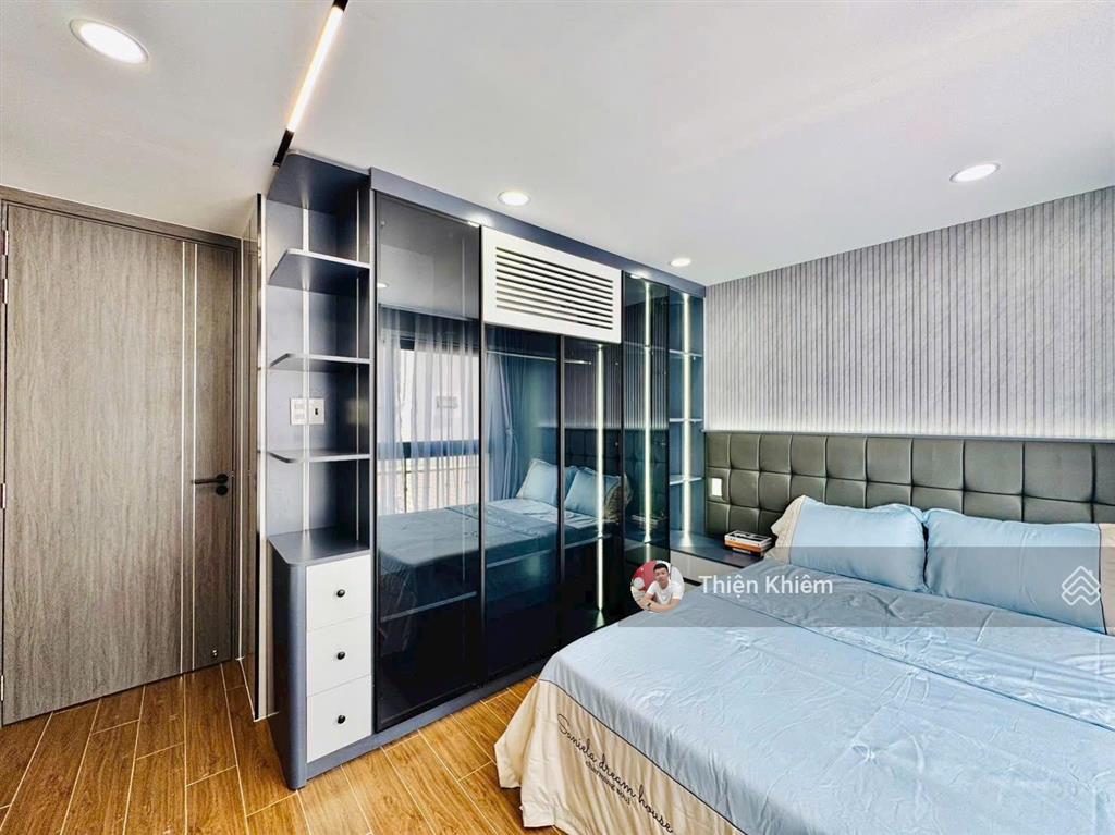 Nhà bán có thang máy kế bên công viên văn hóa gò vấp  nguyễn văn lượng  p17  5 lầu mới