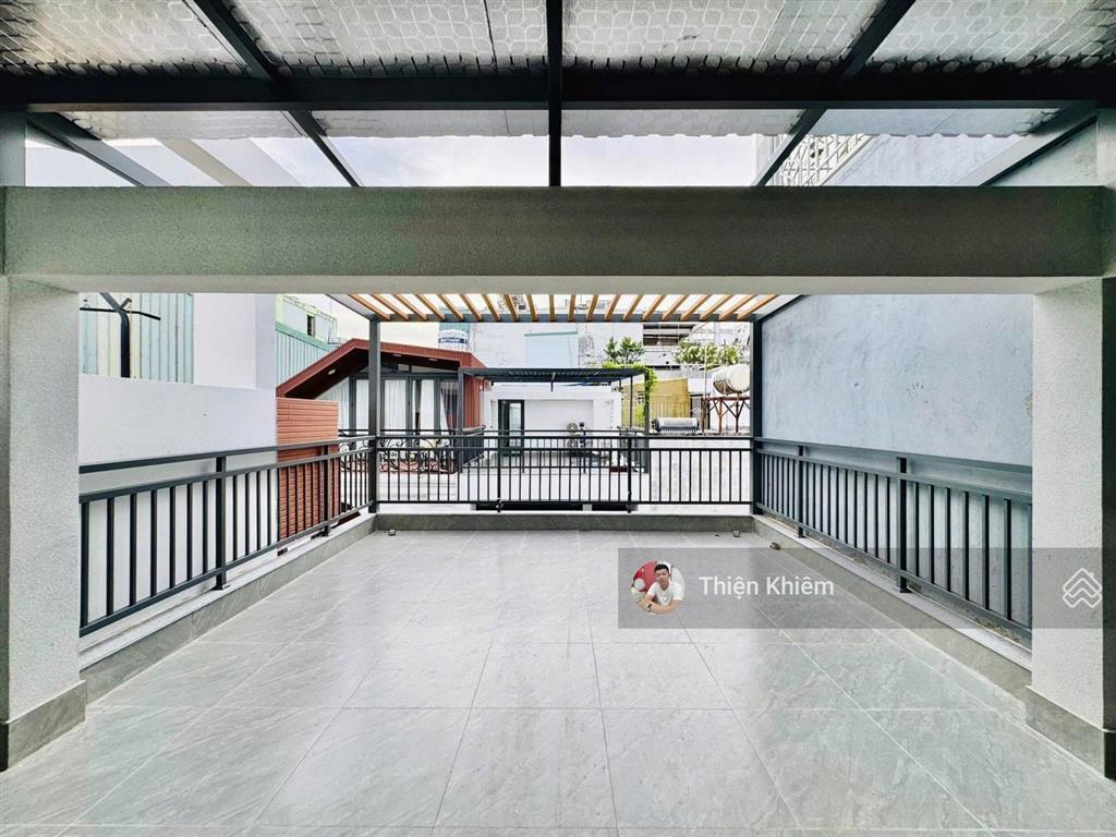 Nhà có thang máy gần mặt tiền dương quảng hàm  p6  gò vấp  4.8m x 17m  5 lầu