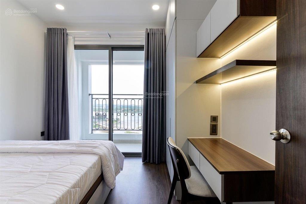 Tin thật 100% ! bán saigon royal 105m2  3pn, căn góc view sông sg, giá chỉ 17 tỷ.  0941 190 ***