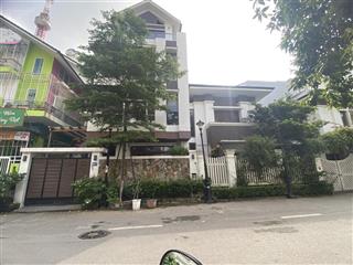 Cho thuê biệt thự khu đô thị mễ trì hạ, từ liêm, hà nội. dt 220m2, 4 tầng, mt 12. giá 50 triệu/thg