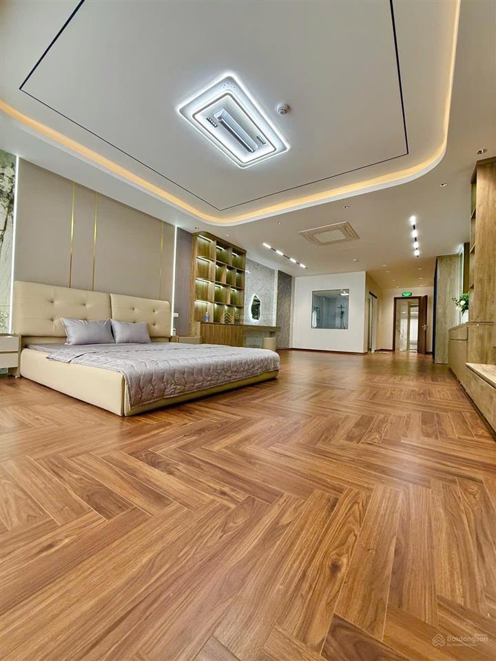 Bán nhà hoàng như tiếp nhà đẹp 6 tầng thang máy nội thất cao cấp