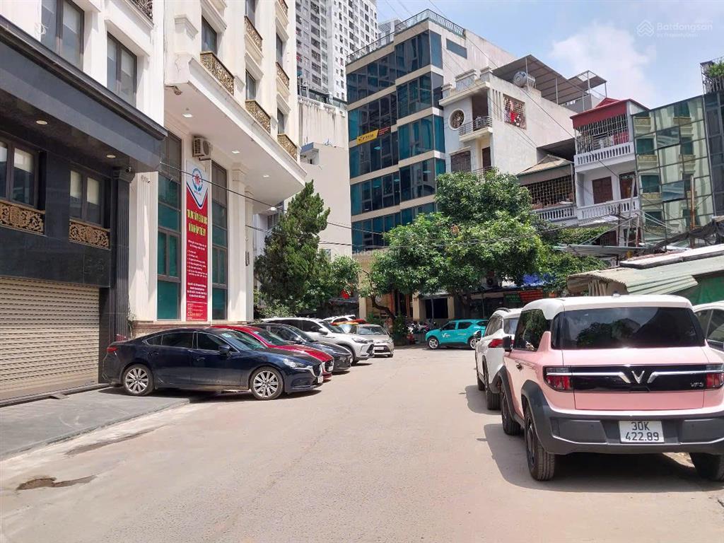 Bán nhà riêng, nguyên căn đường lê văn lương, 30m ra đường lvl, dt 156m2, mt 9m, 46 tỷ. 0981 585 ***