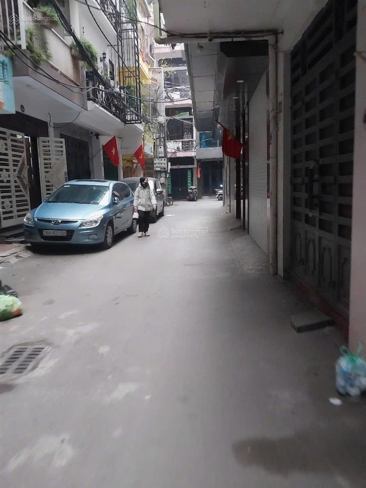 Bán nhà riêng nguyễn xiểnphân lôoto tránhngõ thông kd30m ra nguyễn xiển, 21mx5t, mt4m. 8,2 tỉ
