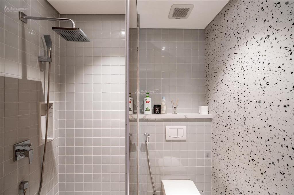 Bán chung cư hong kong tower đống đa  căn góc  dt 110m2  3 ngủ  2wc  giá 11,3 tỷ. 0981 585 ***