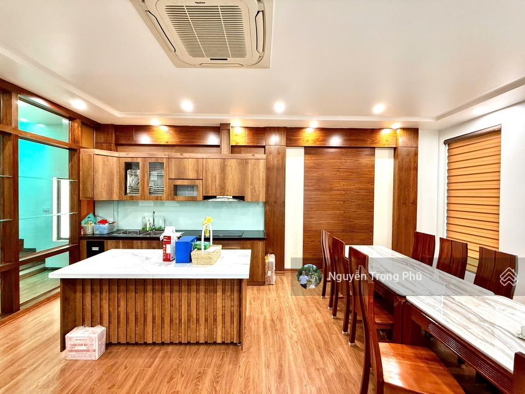 Nhà khu đất dịch vụ đào đất hàng bè p. kiến hưng  hà đôngkdvỉa hèdt 50m2x5tmt 4mgiá 13,5 tỷ