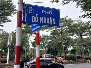 Bán nhà đất tại phố đỗ nhuận, bắc từ liêm  lô góc  vỉa hè 103m2  4t mt 20m, 33.6 tỷ. 0981 585 ***