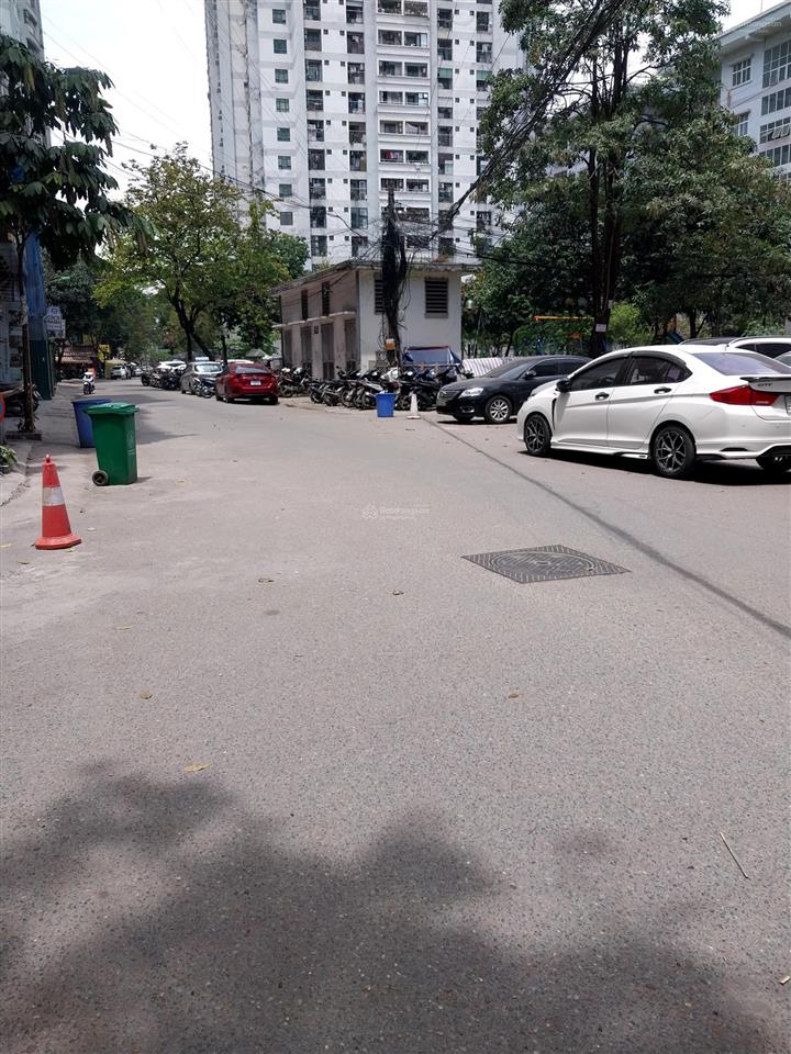 Bán toà văn phòng tại đường dương khuê cầu giấy, lô góc, dt 180m2, 9 tầng, mt 22m, 84tỷ. 0981 585 ***