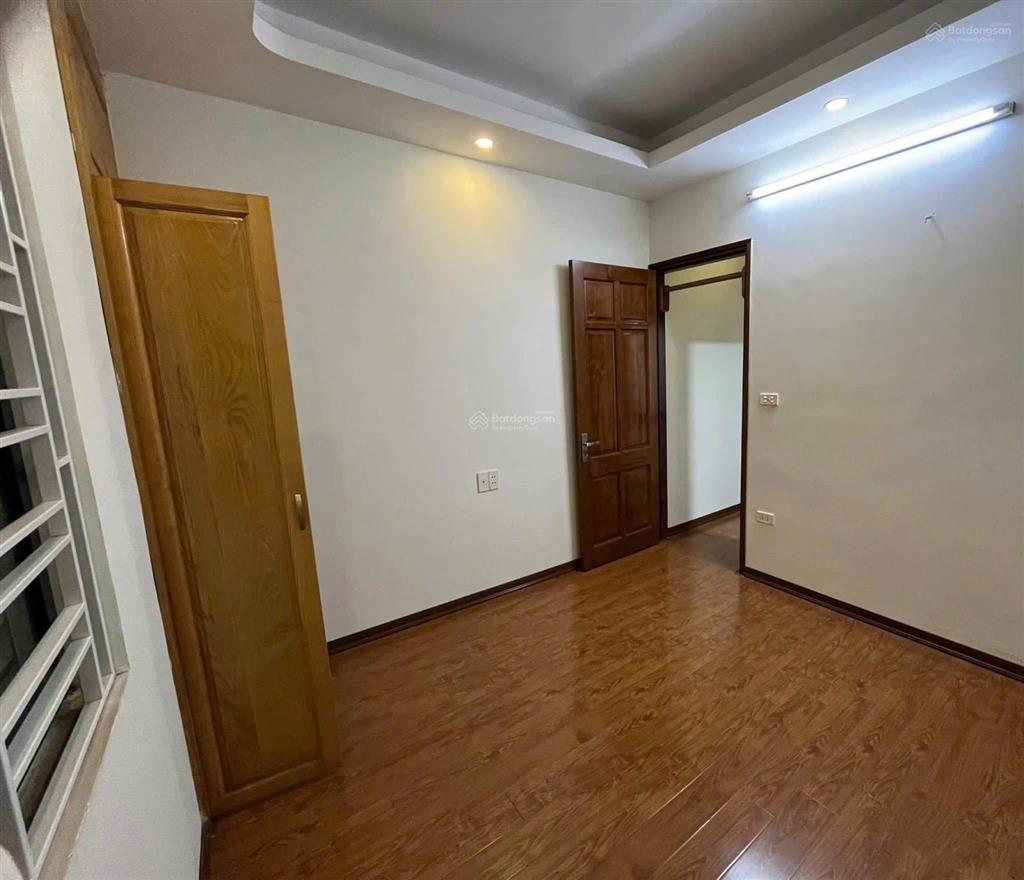 Cho thuê nhà nguyên căn, nhà riêng tại phường khương đình, thanh xuân, 5t, 5pn, 4wc, 40m2, 15tr/th