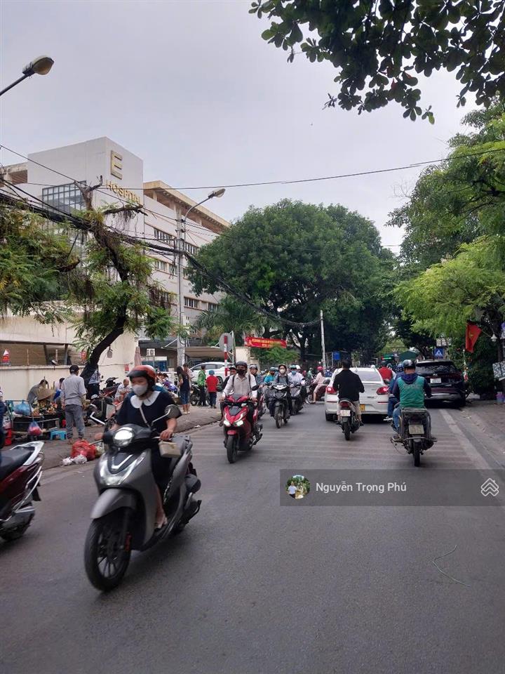 Bán nhà mặt phố trần cung, kinh doanh, qh ổn, dt 135m2, 2 tầng, mt 5.5m, 28 tỷ.  0981 585 ***