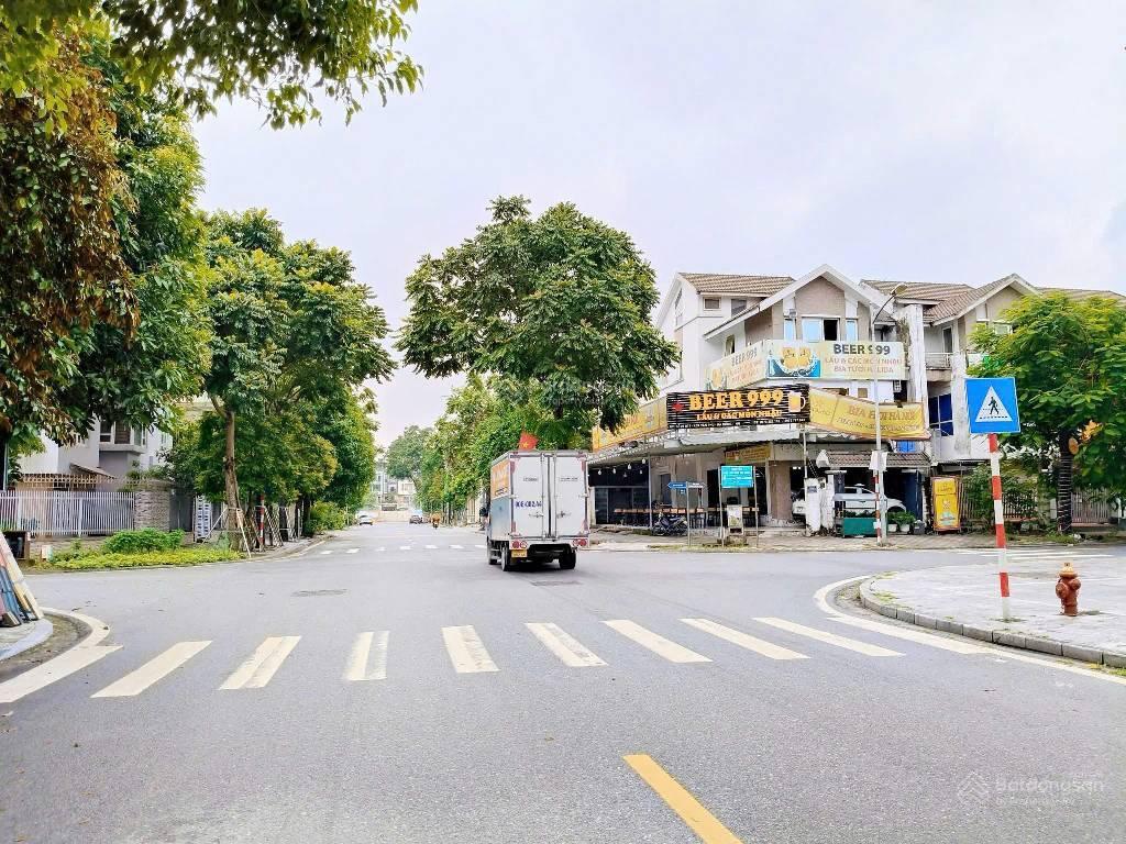 Khu đô thị văn phú  bán biệt thự liền kề, hđ, hn, dt 250m2, mt 15m, 3 tầng, giá 39 tỷ. 0981 585 ***