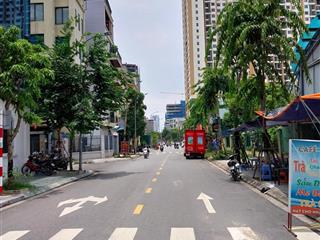 Bán biệt thự hạ đình 214 nguyễn xiển, nhà đẹp mê hồn, lô góc, dt 157m2, 6 tầng, mt 24m, giá 76 tỷ