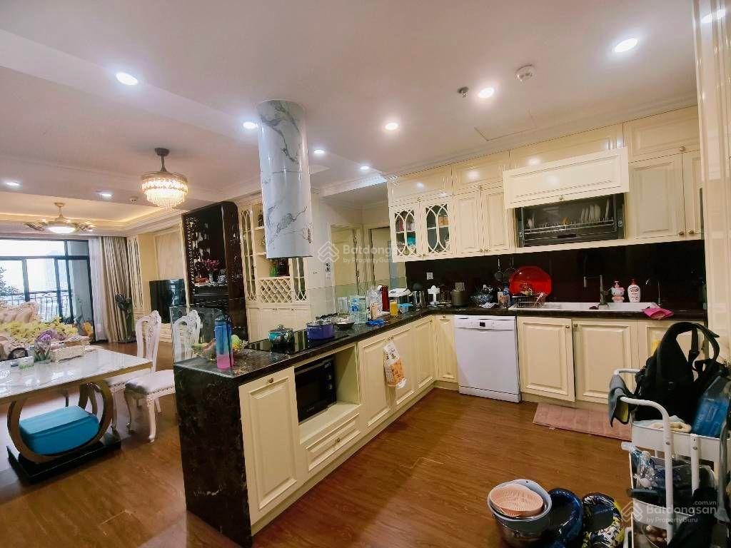 Bán căn hộ chung cư royal city nguyễn trãi thanh xuân, dt 109m2, 2pn, 2wc, giá 12,1 tỉ. 0981 585 ***