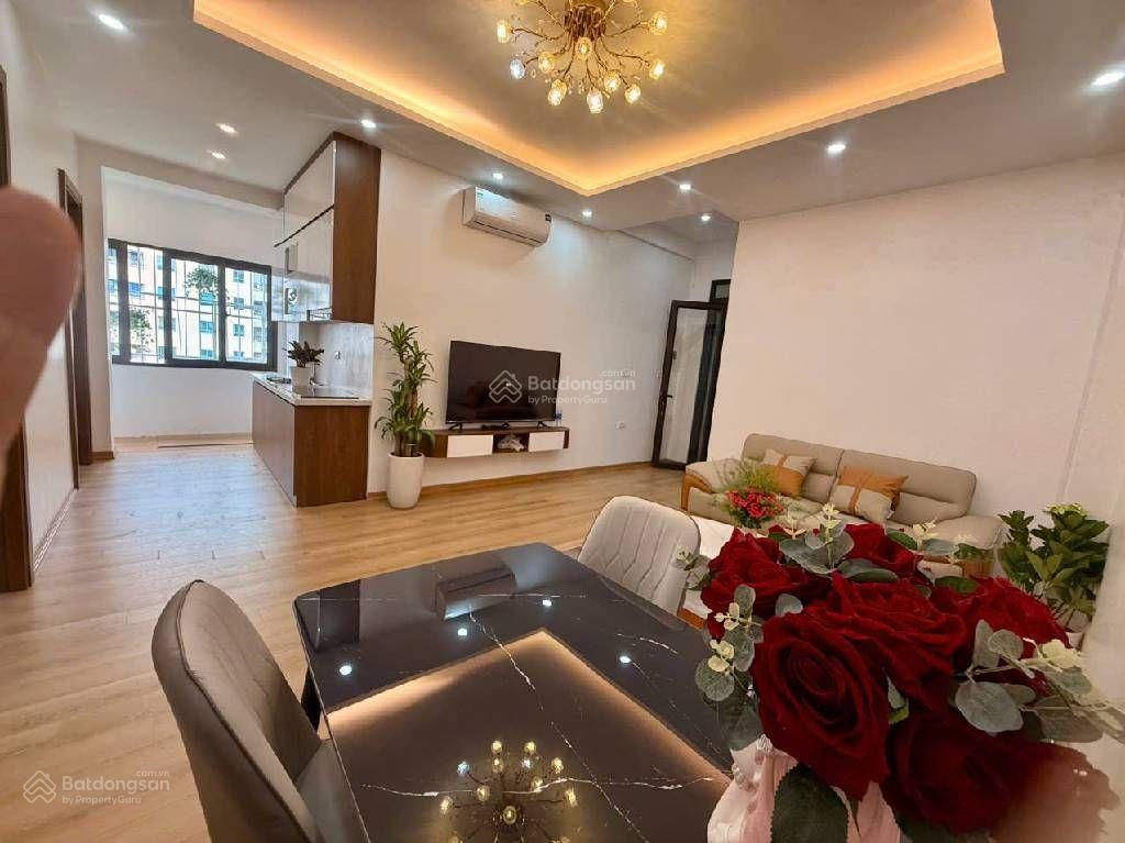 Bán căn hộ chung cư tại phố hoàng đạo thúy, 3pn 2wc, dt 104m2, giá 7.7 tỷ.  0981 585 ***