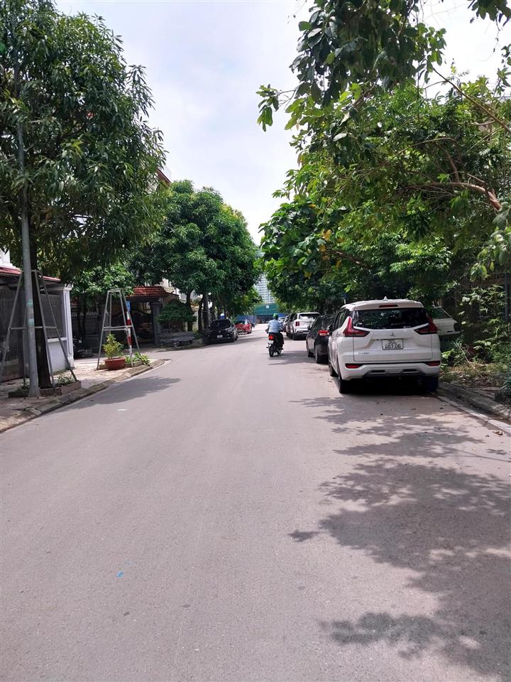 Bán biệt thự, liền kề khu đô thị mới hạ đình, 214 nguyễn xiển, căn góc, mt25m, dt200m2, 5t, giá77tỉ