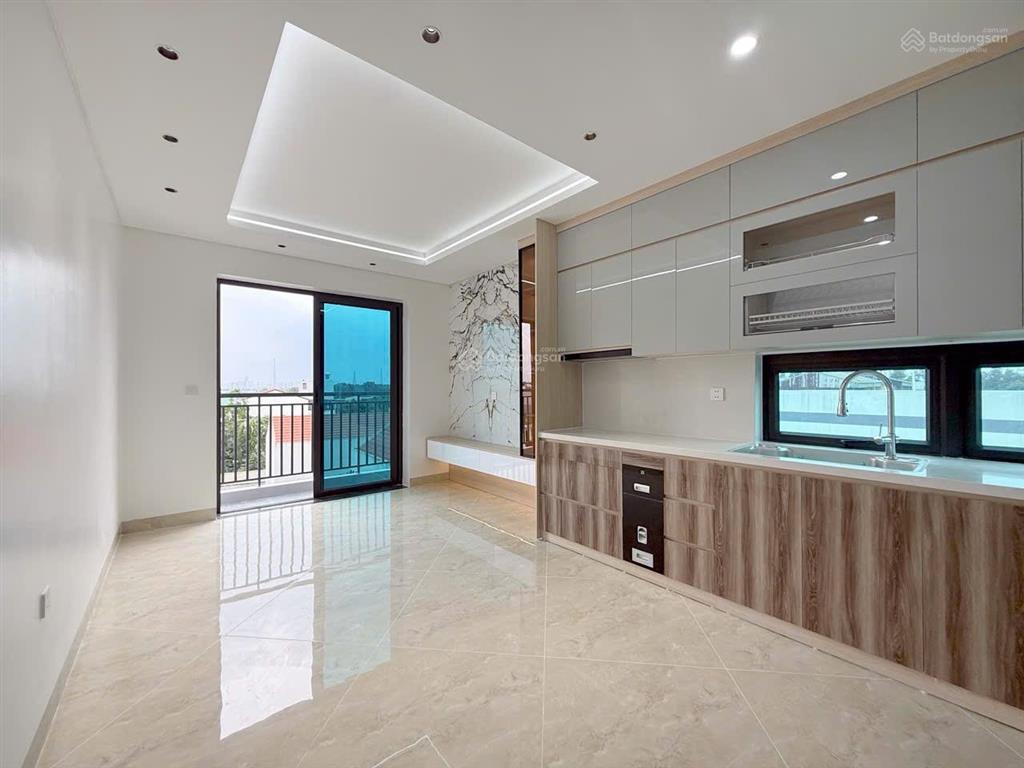 Bán 6 tầng thang máy, vân côn, sơn đồng đại lộ thăng long, 6tỷ, 38m2 pháp lý đầy đủ hướng đông