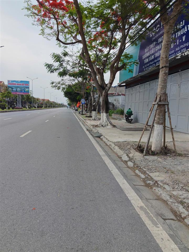 Đất mặt đường (353) phạm văn đồng, dương kinh, hải phòng 110m.