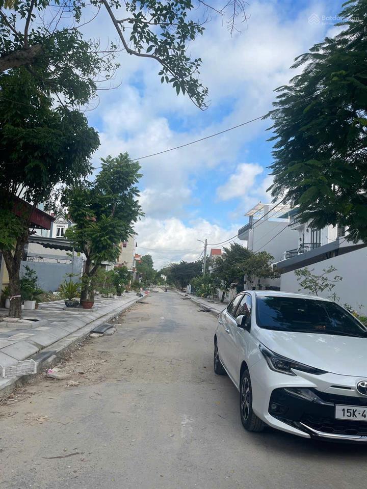 Cắt lỗ sâu tuyến 2 thanh niên, phường đồ sơn, hải phòng 100m2