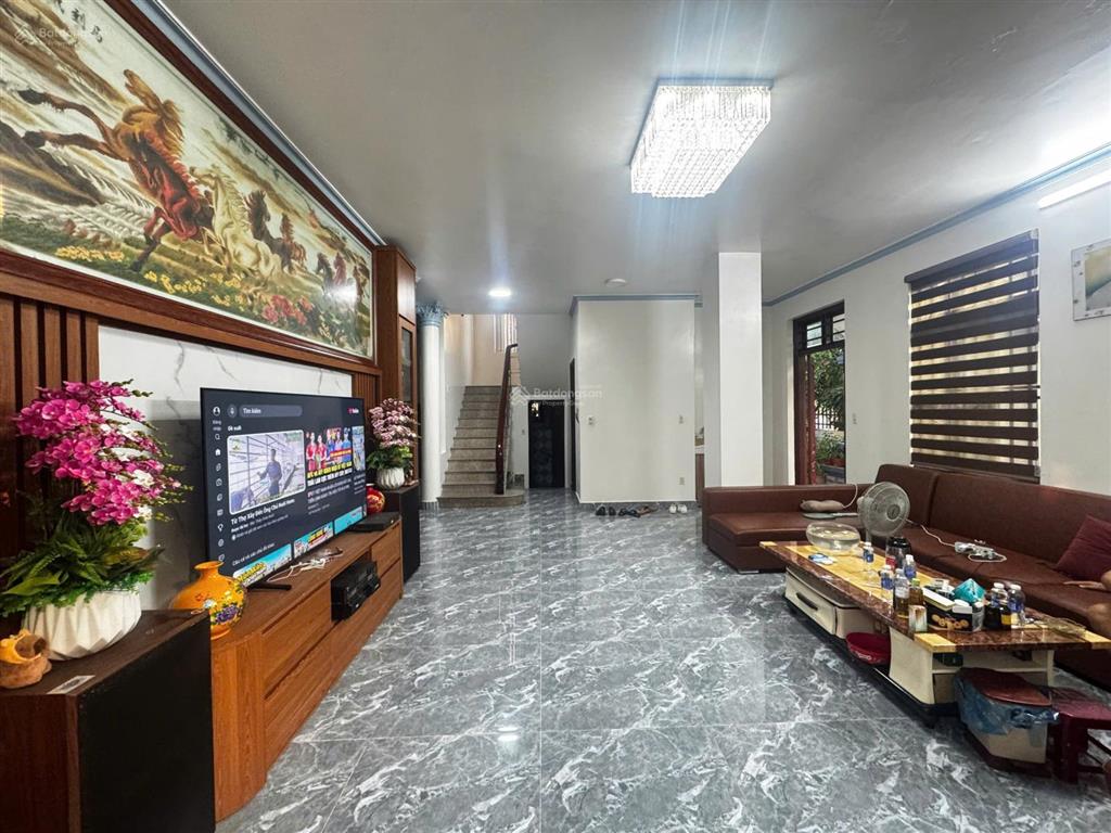 Cần tiền bán nhanh biệt thự 300m2 sao đỏ, anh dũng, dương kinh, hải phòng