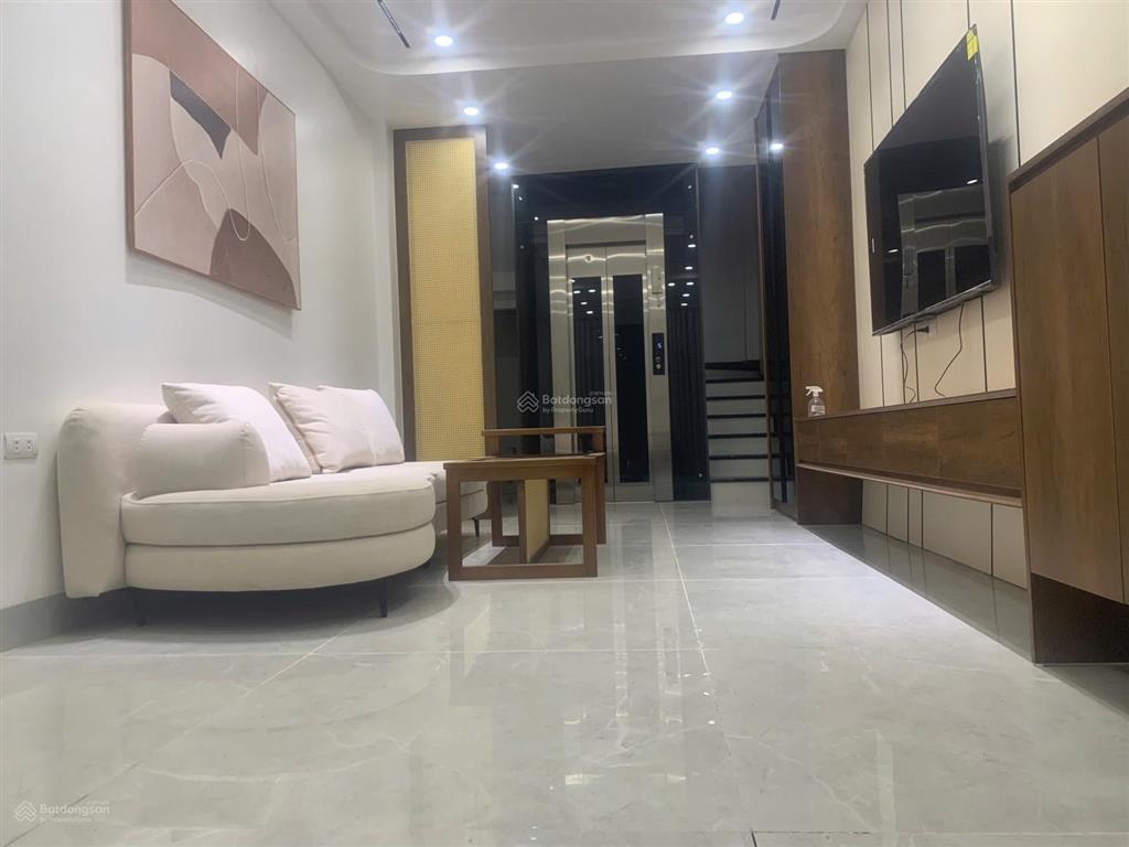 Chính chủ nhờ bán căn nhà ngọc thuỵ bồ đề hàng sóm khai sơn diện tích 40m2 xây 43m x 6 tâng