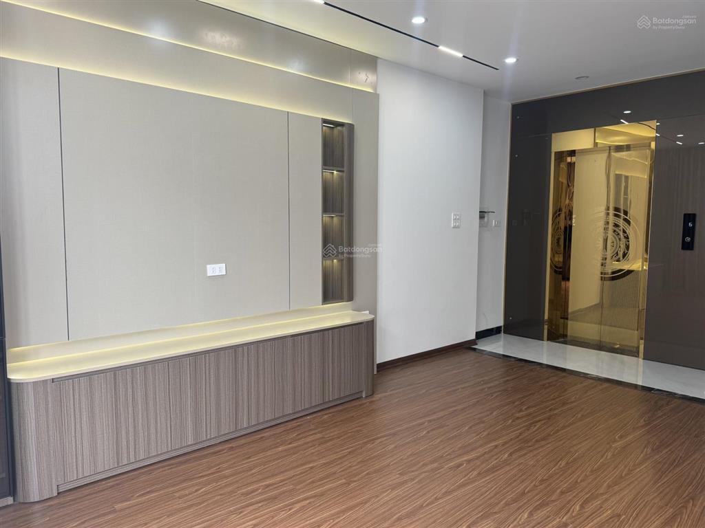 Cần bán gấp căn nhà 7 tầng vừa ở vừa kinh doanh, nhà thiết kế 7 tầng thang máy