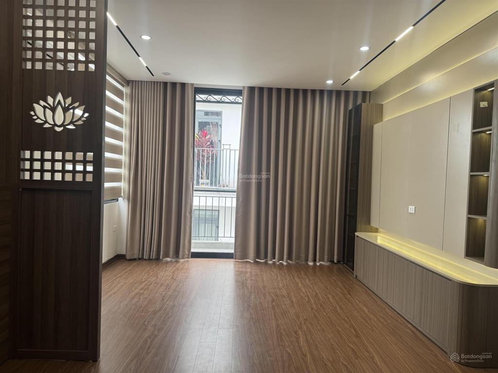 Cần bán gấp căn nhà 7 tầng vừa ở vừa kinh doanh, nhà thiết kế 7 tầng thang máy