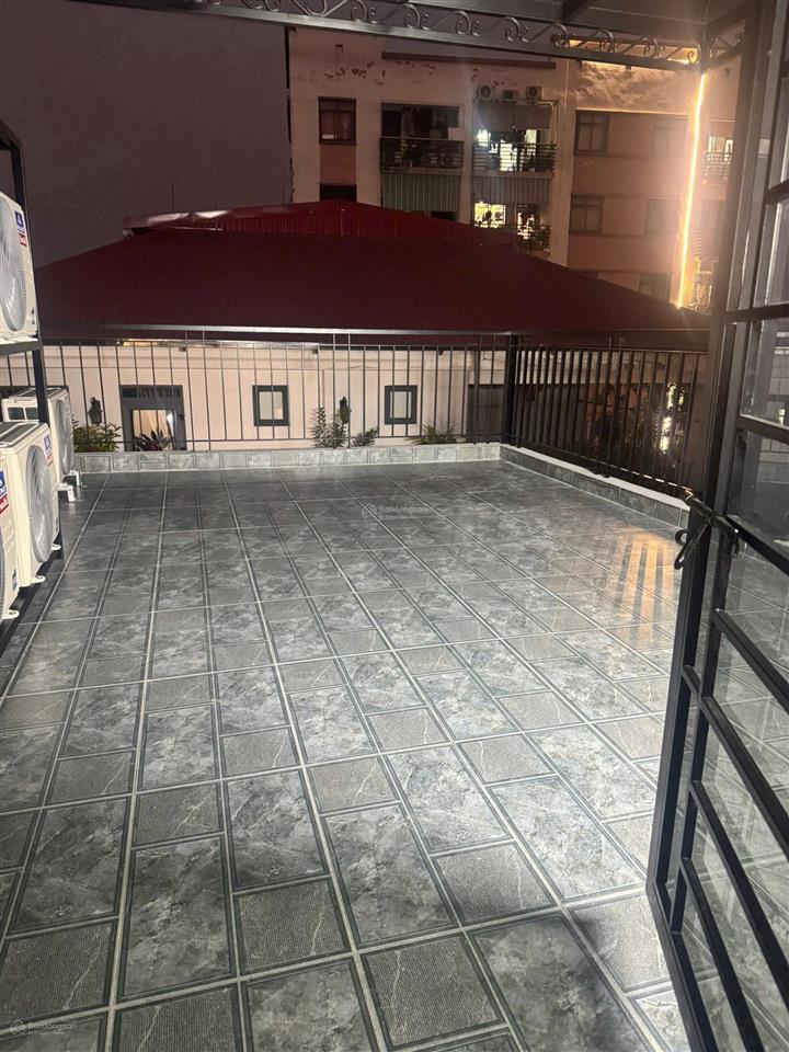 Chính chủ nhờ em bán căn nhà 7 tầng thang máy vừa ở vừa kinh doanh