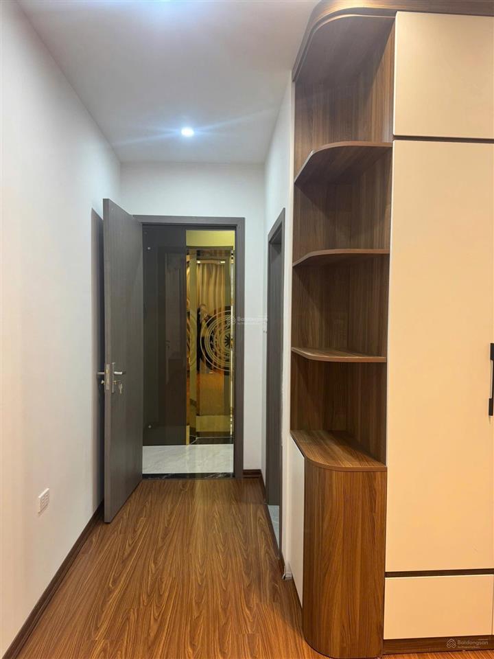 Chính chủ nhờ em bán căn nhà 7 tầng thang máy vừa ở vừa kinh doanh