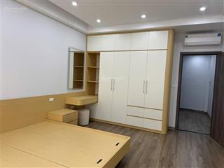 Bán căn nhà phố việt hưng trung tâm việt hưng nội thất đầy đủ giá hợp lý nhất khu vực