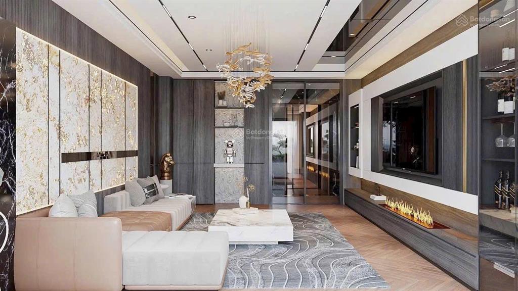 Cần bán căn nhà 6 tầng thang máy phố gia thụy nguyễn văn cừ, ô tô trong nhà, nội thất đầy đủ