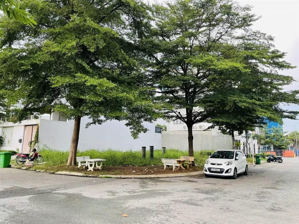 Tôi chính chủ lô đất biệt thự everrich 3 quận 7, view sông, kế phú mỹ hưng, dt 10x20m giá 26 tỷ