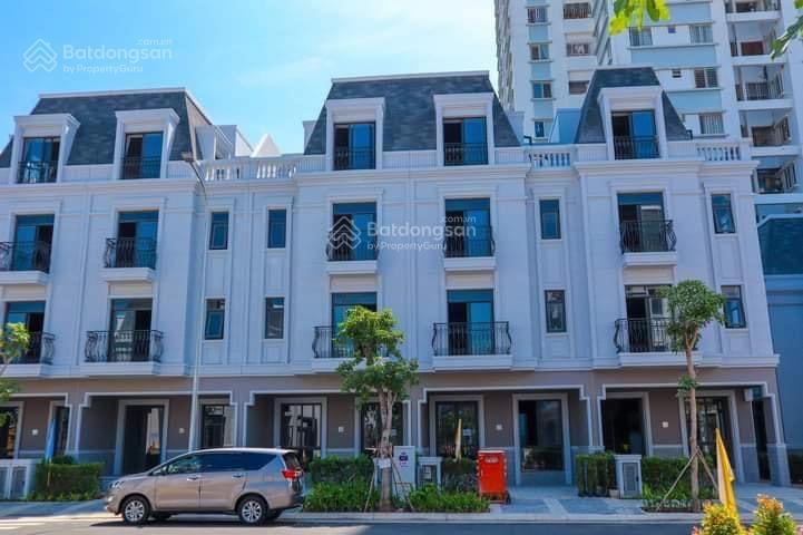 Tôi chính chủ bán gấp nhà phố amelie full nội thất  hoàn thiện thô dt 6 x 20m giá 12 tỷ (miễn mg)