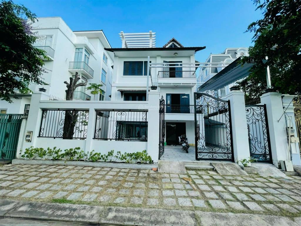 Chính chủ bán biệt thự khu view sông kdc tấn trường, dt 12x20m (240m2), sổ hồng (cam kết giá thật)