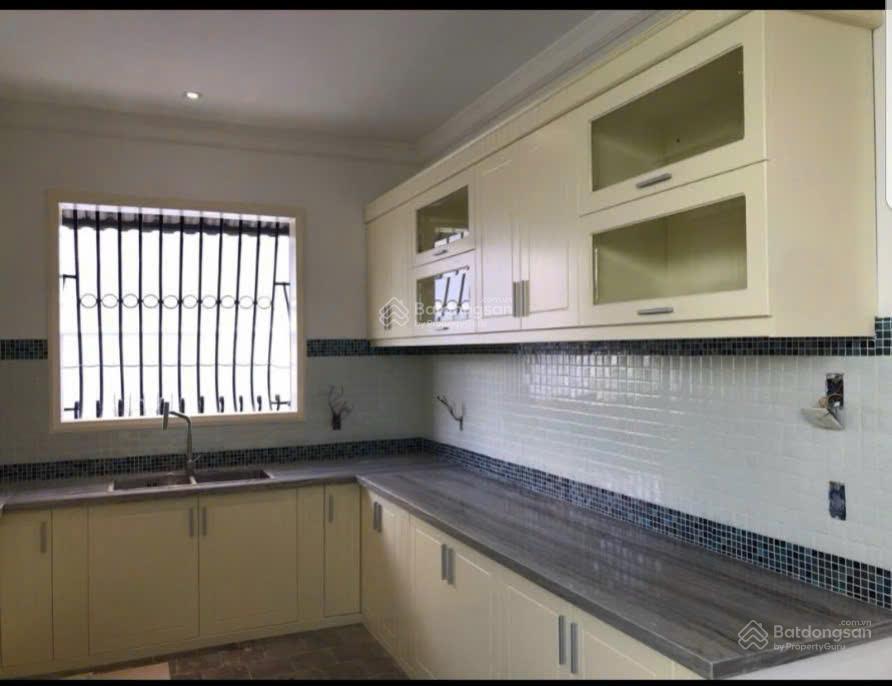 Chính chủ bán biệt thự khu view sông kdc tấn trường, dt 12x20m (240m2), sổ hồng (cam kết giá thật)