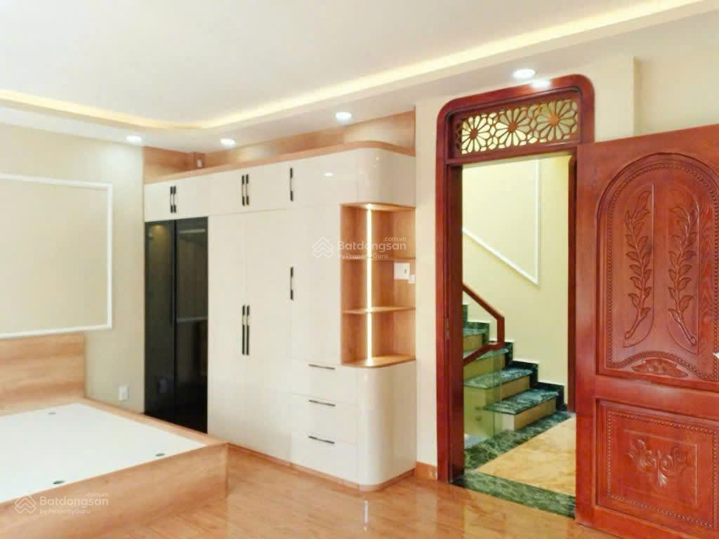 Định cư chính chủ bán gấp nhà phố kế công viên kdc nam long phú thuận q7, dt 6x16m iá 15 tỷ, có sổ