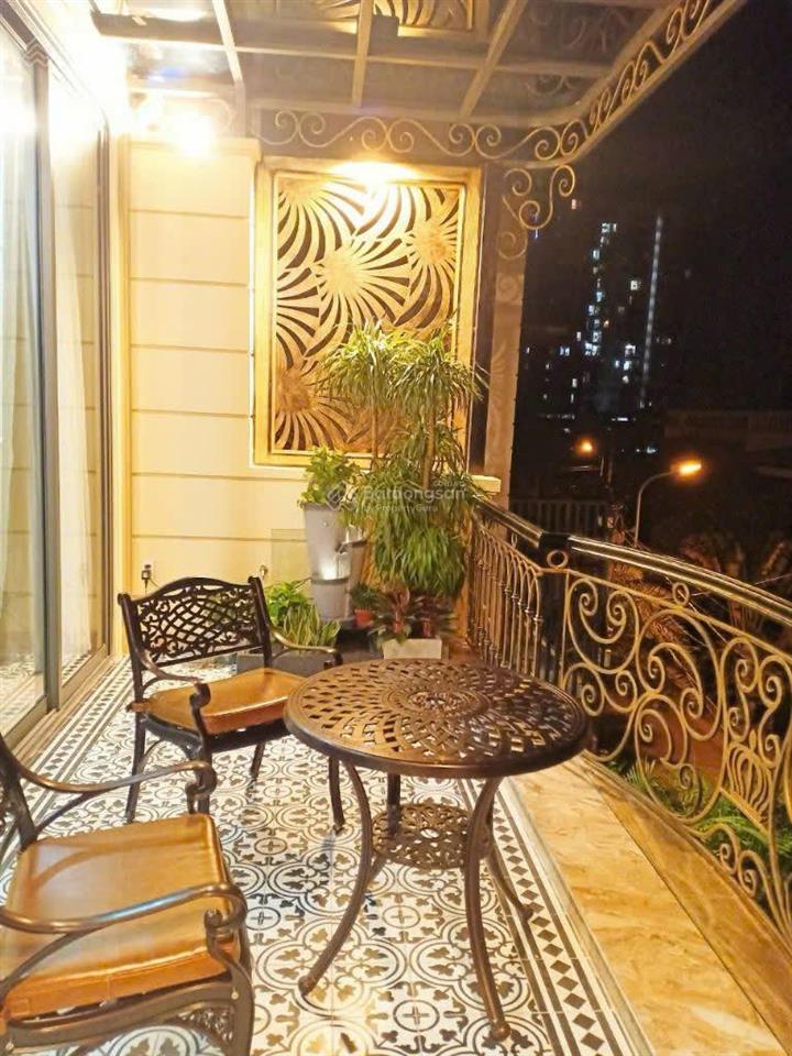 Định cư chính chủ bán gấp nhà phố kế công viên kdc nam long phú thuận q7, dt 6x16m iá 15 tỷ, có sổ