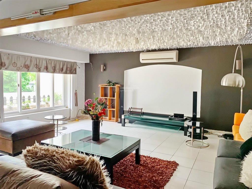 Chính chủ đi định cư bán gấp biệt thự cityland nguyễn thị thập 10 x 22m giá chỉ 40 tỷ (650m2 sàn)
