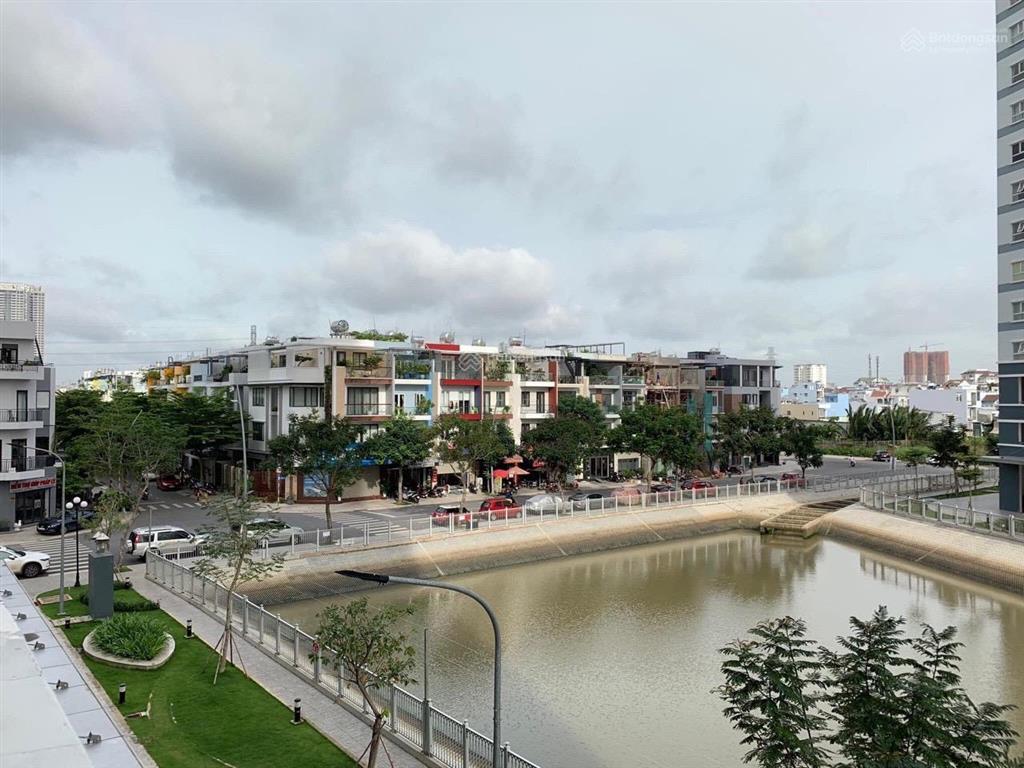 Bán gấp căn nhà phố kinh doanh đường d4  dt 5x21m 3 lầu  đường 20m dự án jamona city quận 7